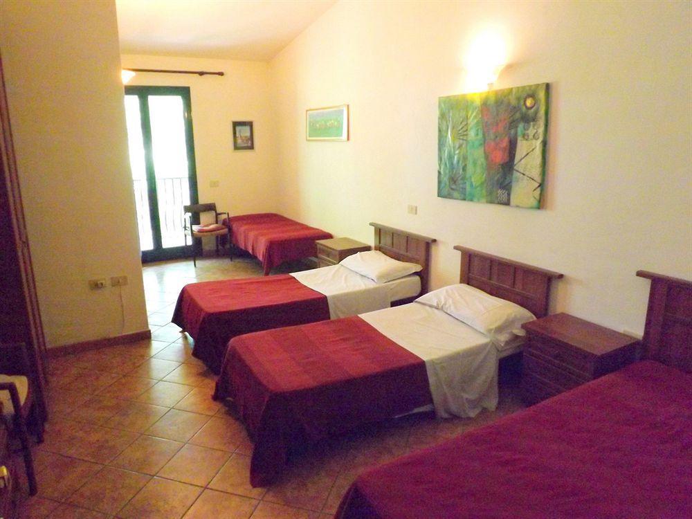 Hotel Antico Residence Roma Monterosi Exterior photo